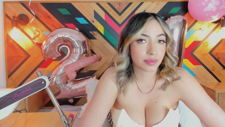 CelesteRiioz's Streamate show and profile