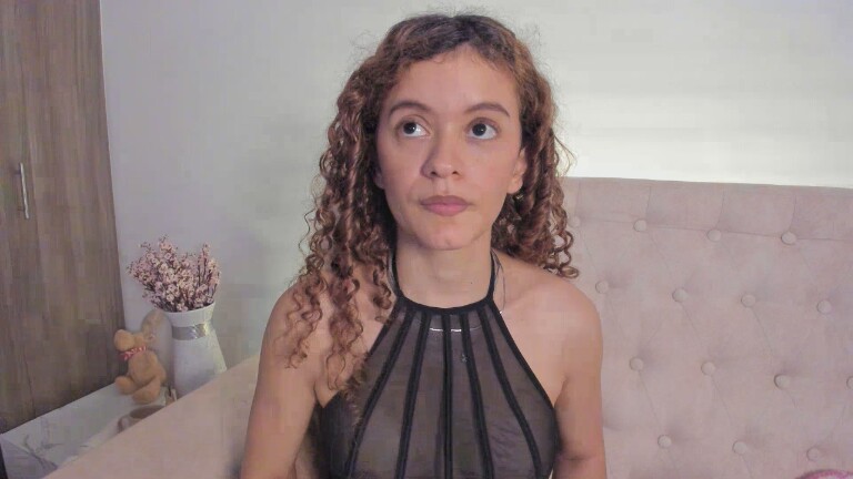 EmiliaJons's Streamate show and profile