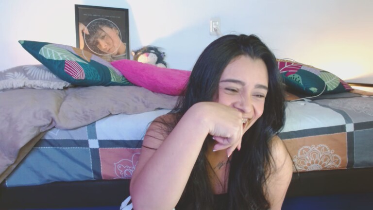 IsabelleColette's Streamate show and profile