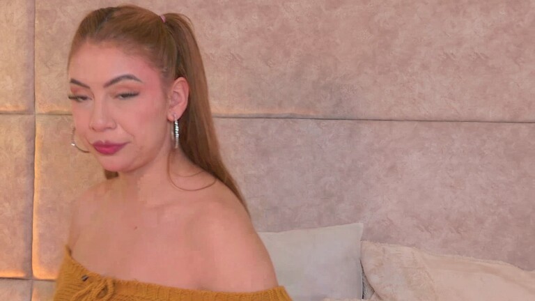 ArianaSole's Streamate show and profile