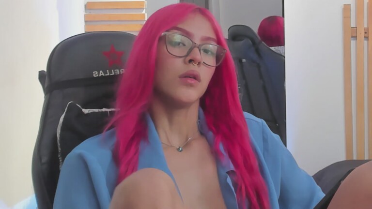 KristensClark's Streamate show and profile