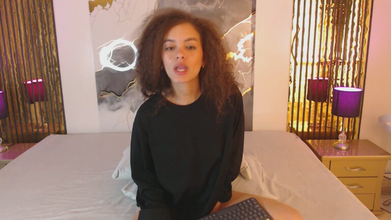 MiticaBrenner's Streamate show and profile