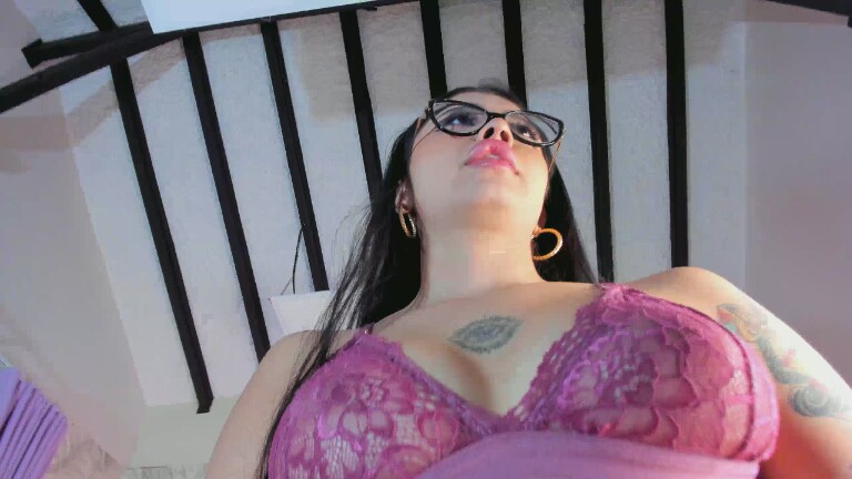 KoralDaviss's Streamate show and profile