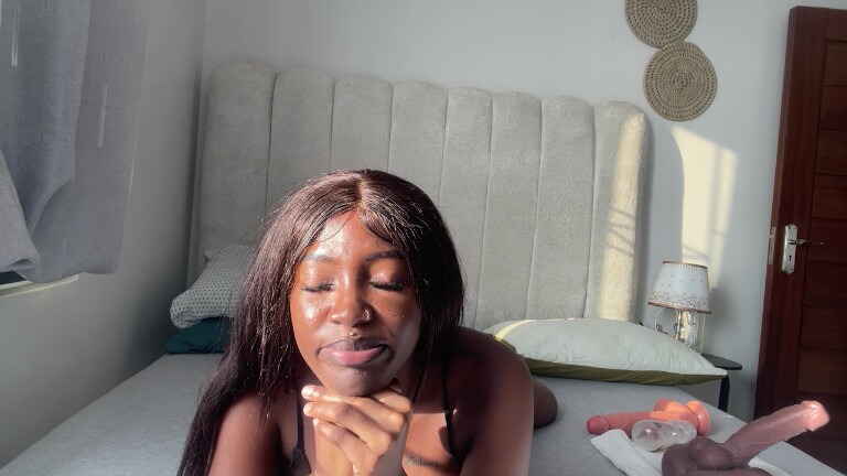 Wildfruit's Streamate show and profile