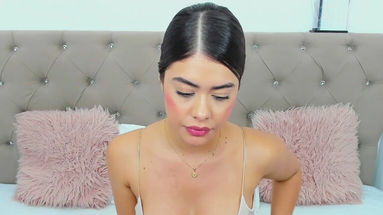 Kathialee's Streamate show and profile