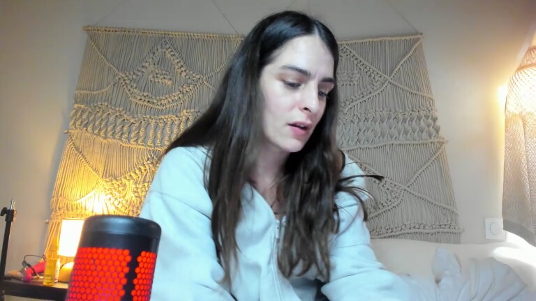 camii2244's Streamate show and profile