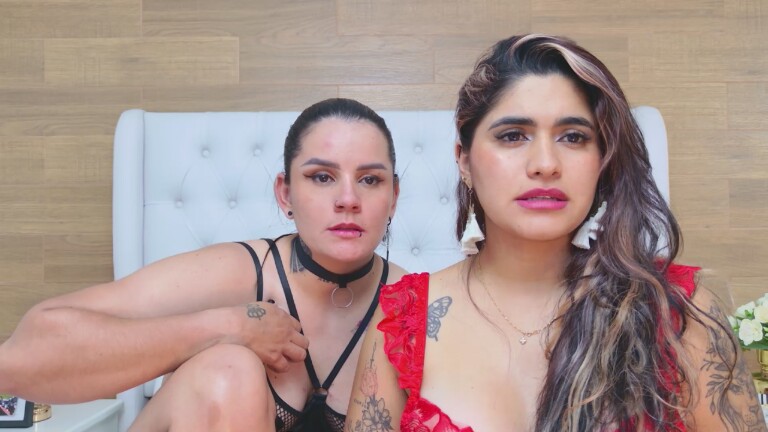 MaraAndSaray's Streamate show and profile