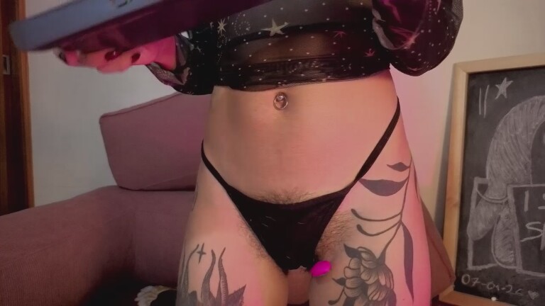 Gaia33's Streamate show and profile