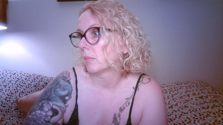 OrlaFox's Streamate show and profile