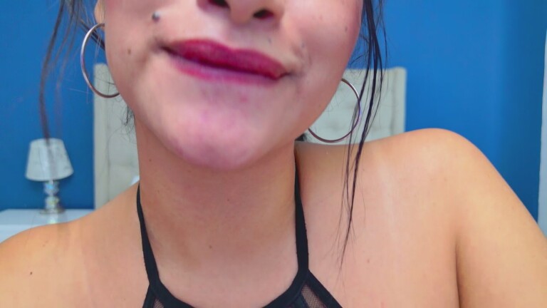 AdalinaVera's Streamate show and profile