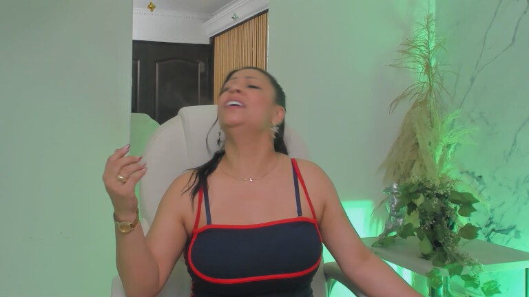 ViolettaThonsomS's Streamate show and profile