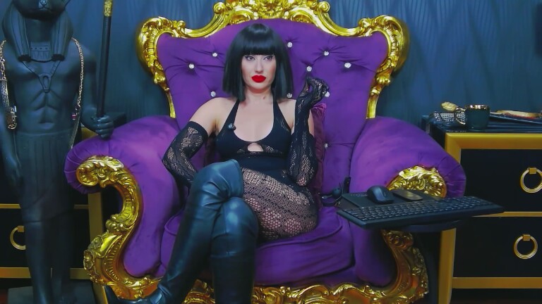 LaraMaeve's Streamate show and profile