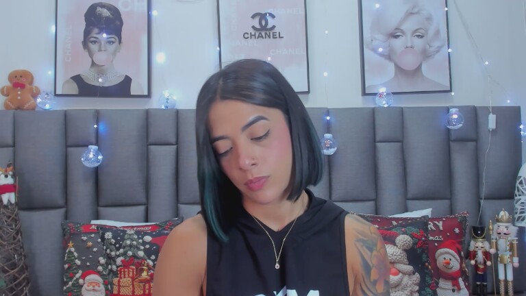 AmberrGreey's Streamate show and profile