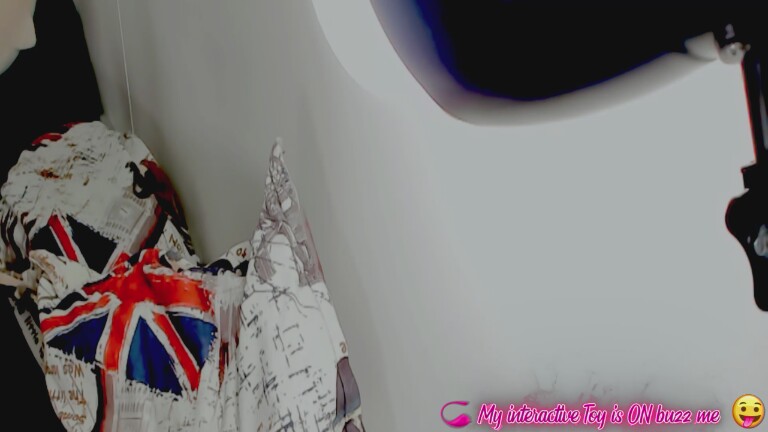 SophieSquirtQueenx's Streamate show and profile