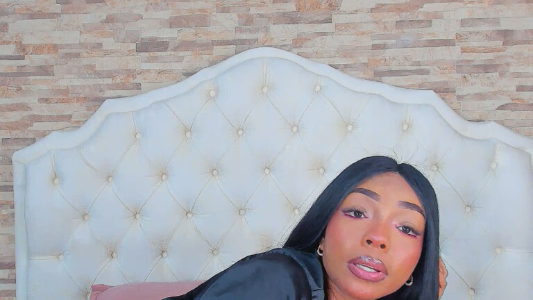 AnnyDuque's Streamate show and profile