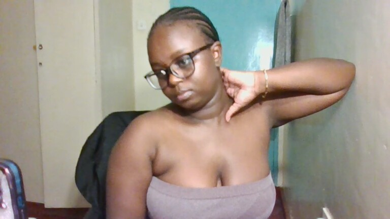 PrettyDoll22's Streamate show and profile