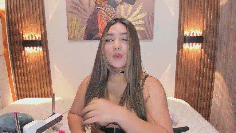 CamilaChanel's Streamate show and profile