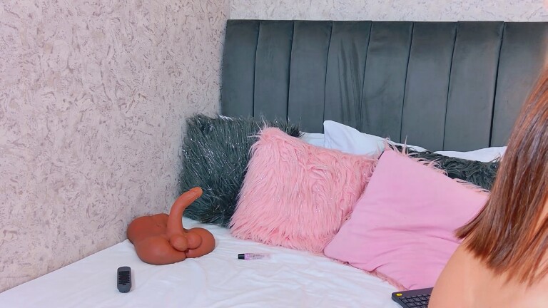 MadisonWilde's Streamate show and profile