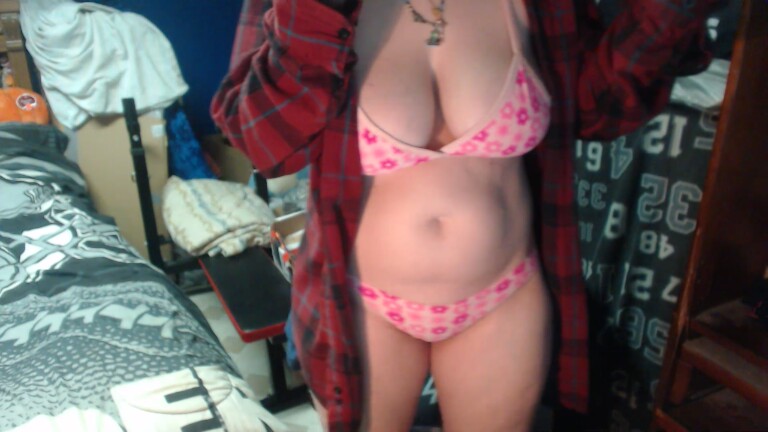 ChantellePink's Streamate show and profile