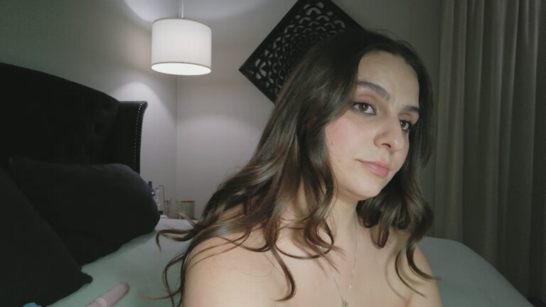 LuciaKing's Streamate show and profile