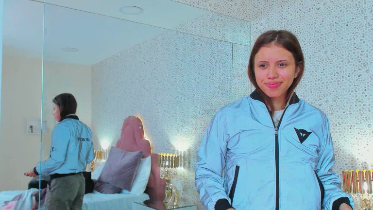 AriadnaOwenss's Streamate show and profile