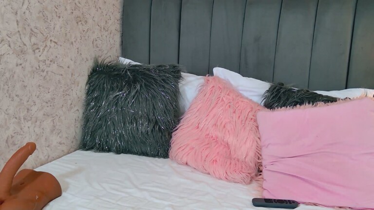 MadisonWilde's Streamate show and profile