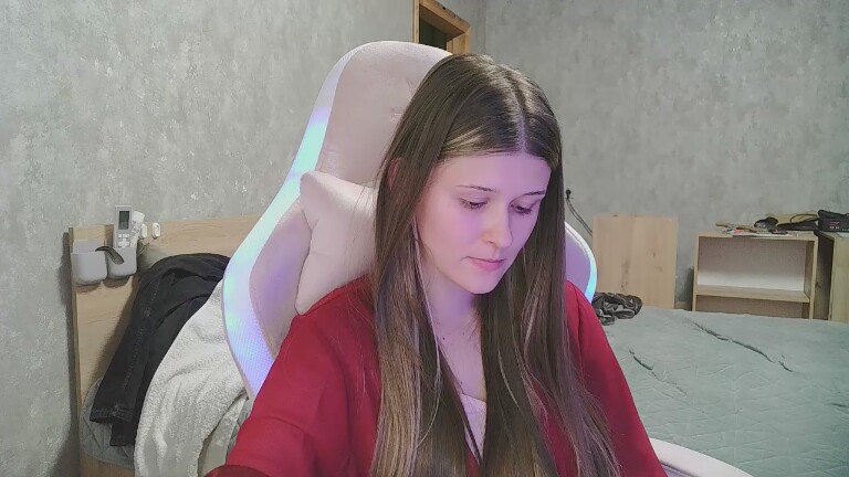 AngeLinA199's Streamate show and profile