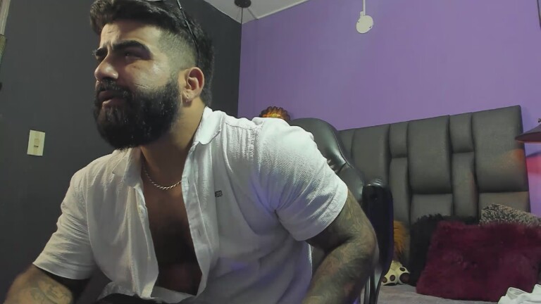 Lionvach's Streamate show and profile