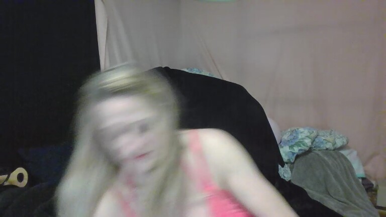 Silkie120's Streamate show and profile