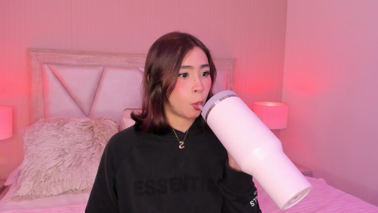 SophiaColinns's Streamate show and profile