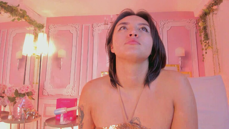 NaraSuarez's Streamate show and profile