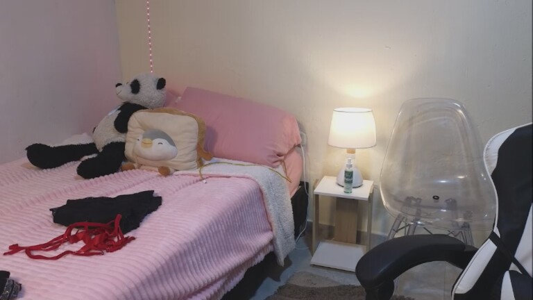 KattMyers's Streamate show and profile