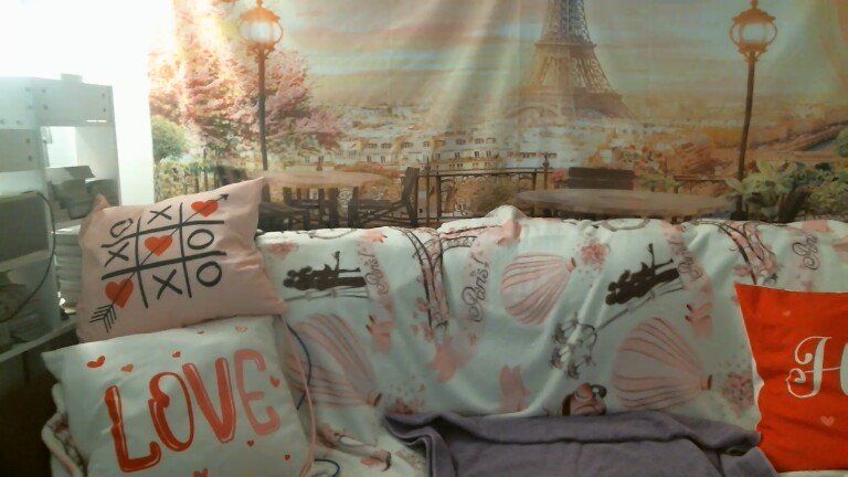 lovehollyann's Streamate show and profile