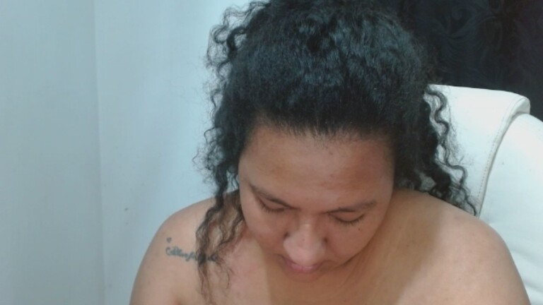 NicolleSalazar's Streamate show and profile