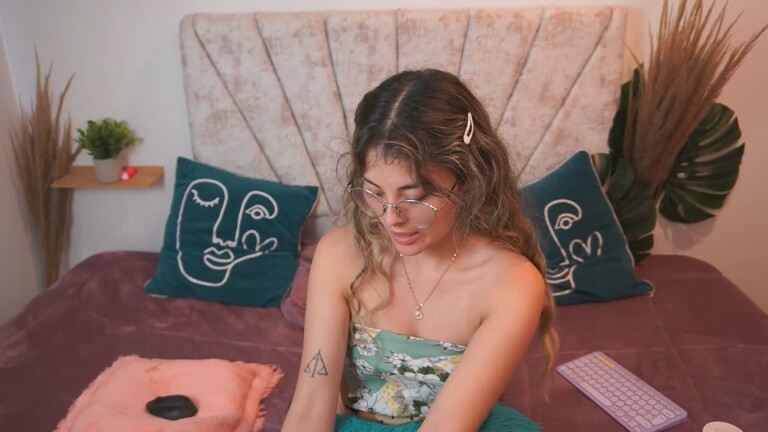 IamAbbi's Streamate show and profile