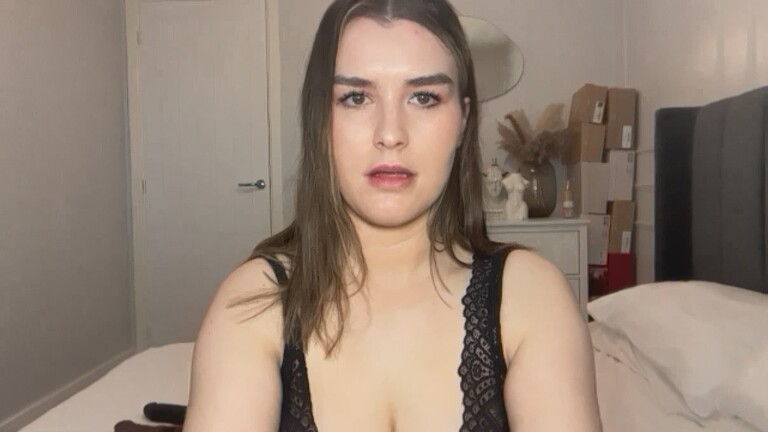 PeacheyyStuff's Streamate show and profile