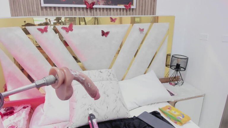 Luna_Mature's Streamate show and profile