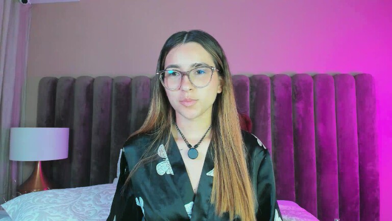 AuraRosse's Streamate show and profile