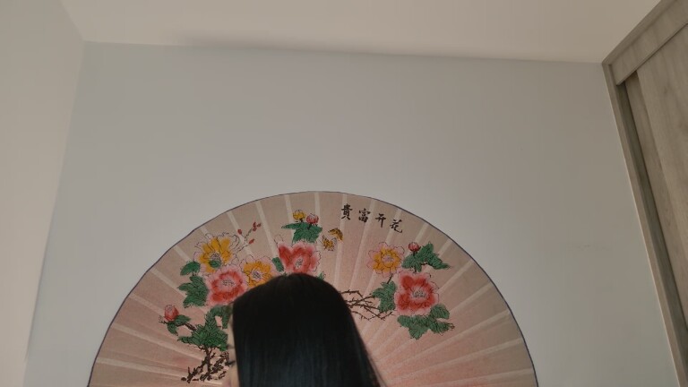 SweetSara33's Streamate show and profile