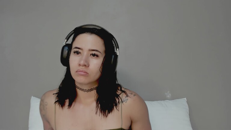 AngelMartins's Streamate show and profile