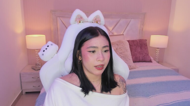 SophiaColinns's Streamate show and profile