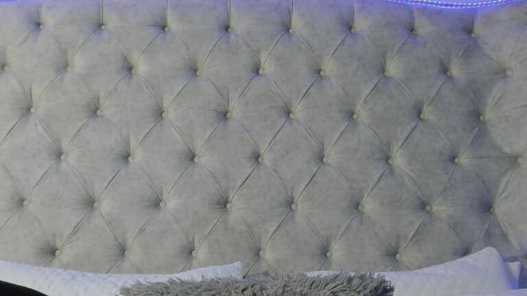 dafne_bss's Streamate show and profile