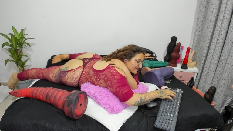 Sweet_X's Streamate show and profile