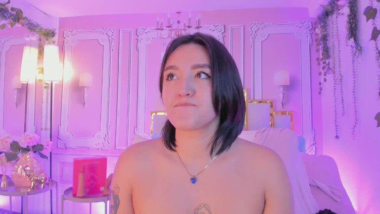 NaraSuarez's Streamate show and profile