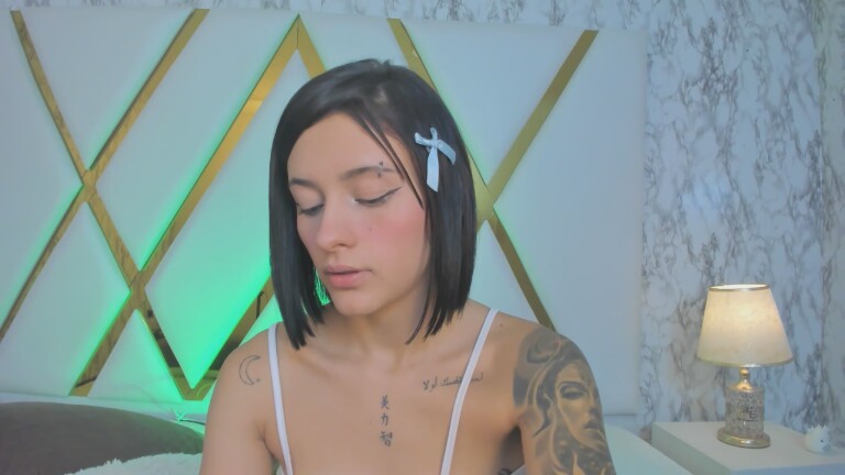 Hanna_Hunter's Streamate show and profile