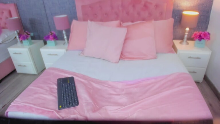 Evaa_Stone's Streamate show and profile