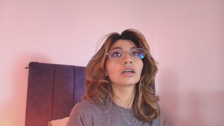 Selene_Leon's Streamate show and profile