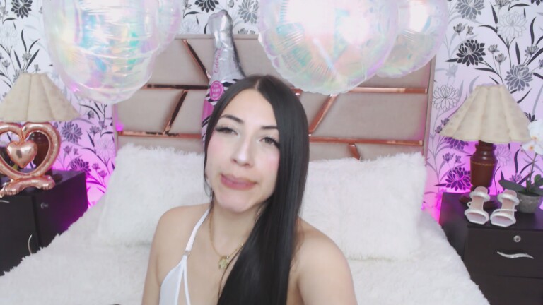 evaiin_Izaiin's Streamate show and profile