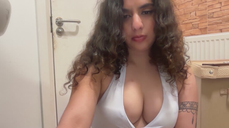 Fayfay21's Streamate show and profile