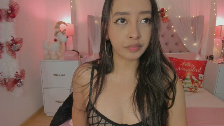 AlexandraWinterr's Streamate show and profile